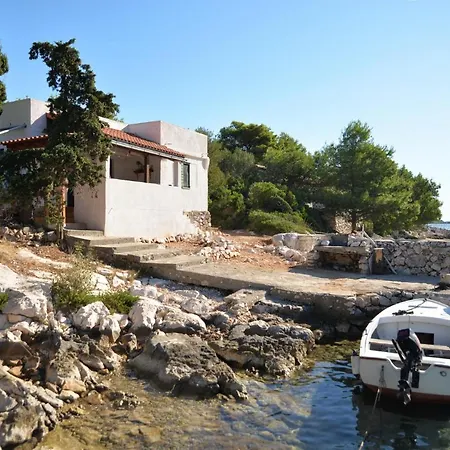 Kornati Robinzon House 招待所 Pristanisce