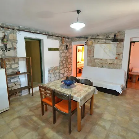 Kornati Robinzon House Pristanisce