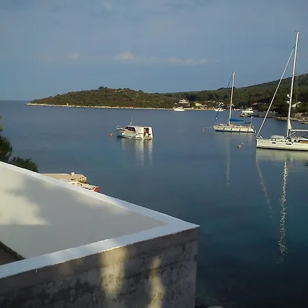 Kornati Robinzon House Pristanisce