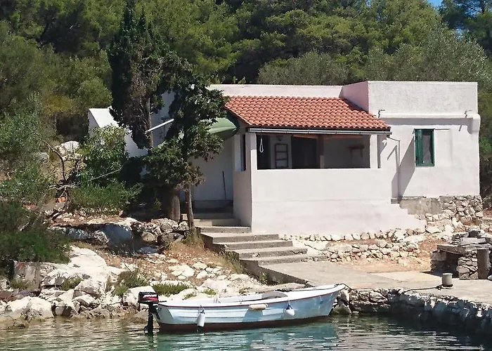 招待所 Kornati Robinzon House